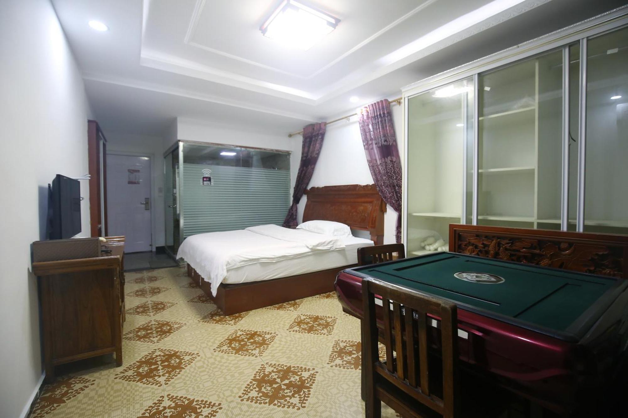 Lqj Riverside Guest House Fenghuang County Exterior photo