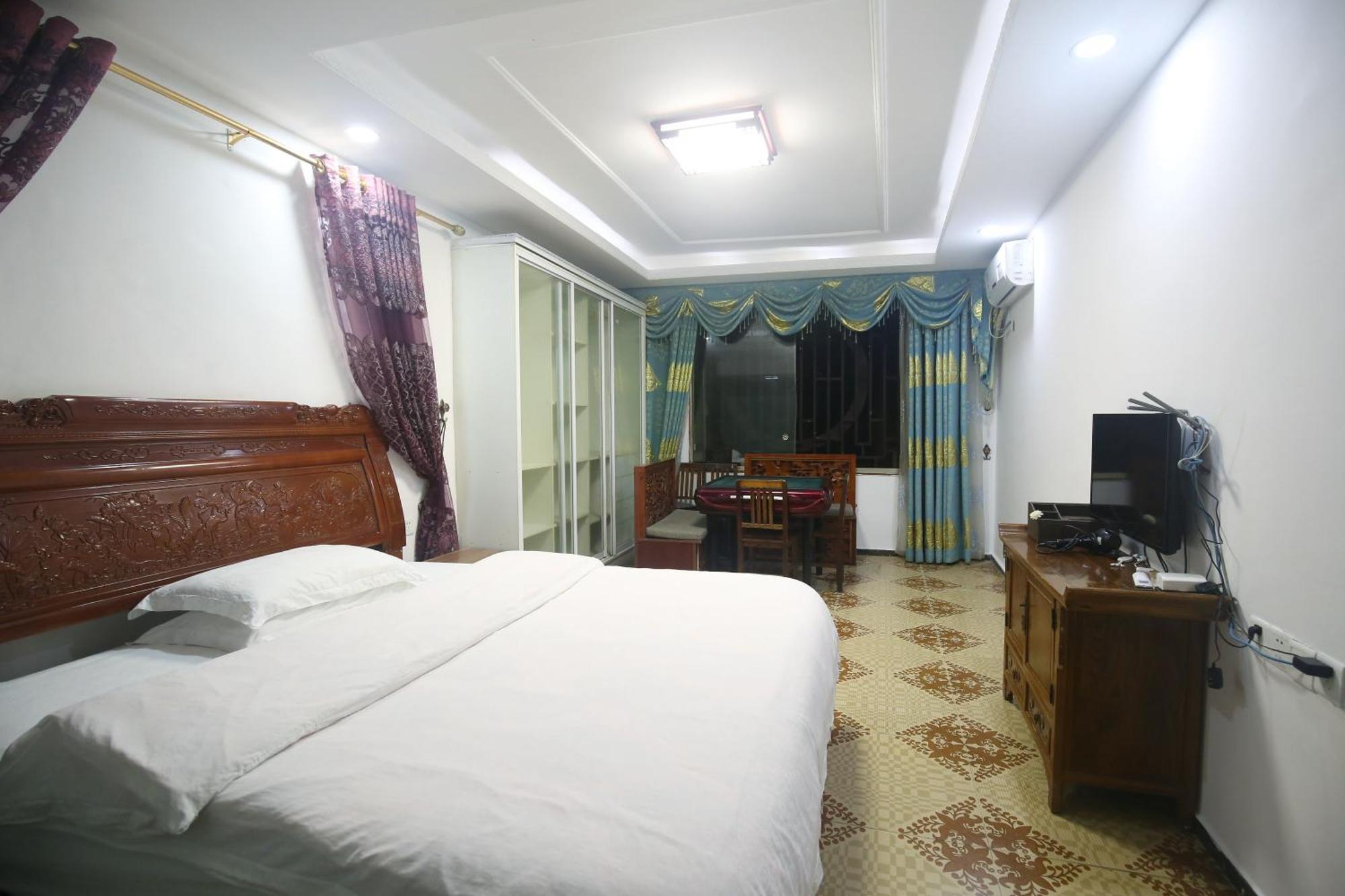 Lqj Riverside Guest House Fenghuang County Exterior photo