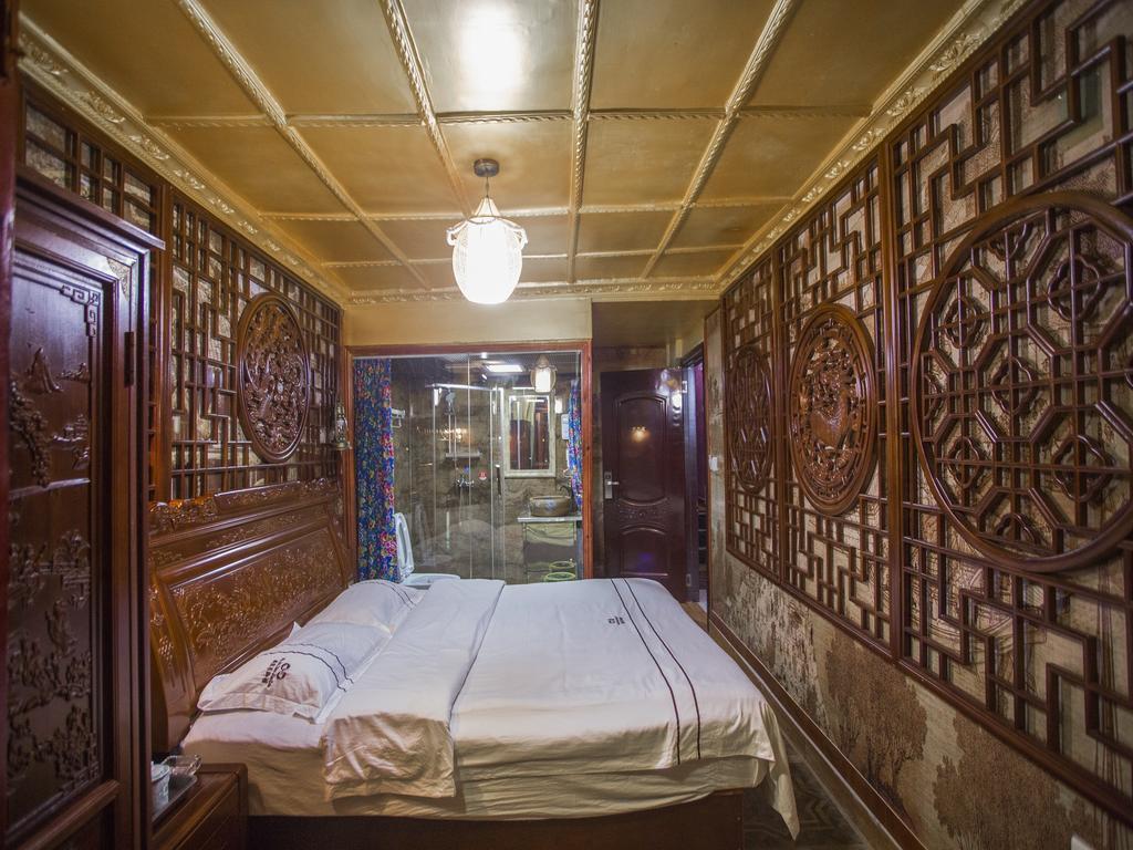 Lqj Riverside Guest House Fenghuang County Exterior photo